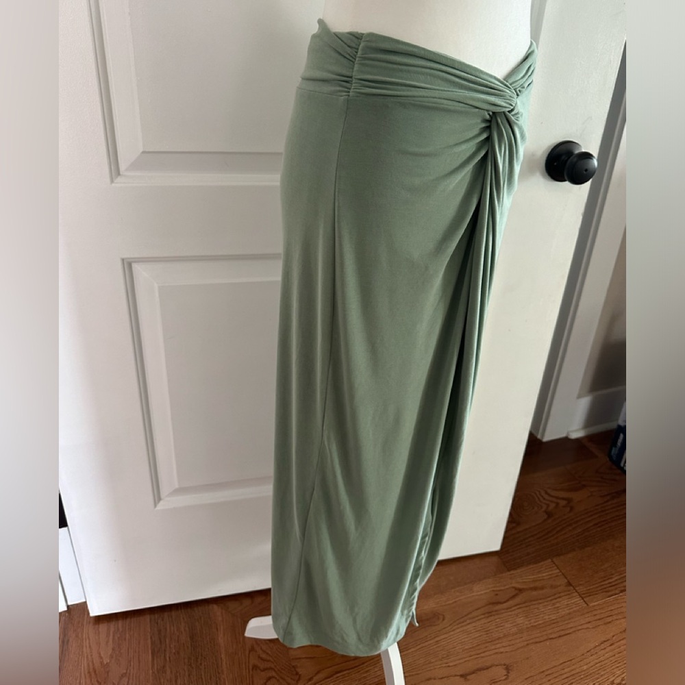 Super cute midi skirt - Picture 4 of 11